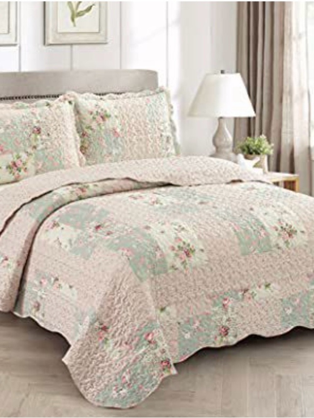 Floral Patchwork Quilted Bedspread Set in Blush and Mint